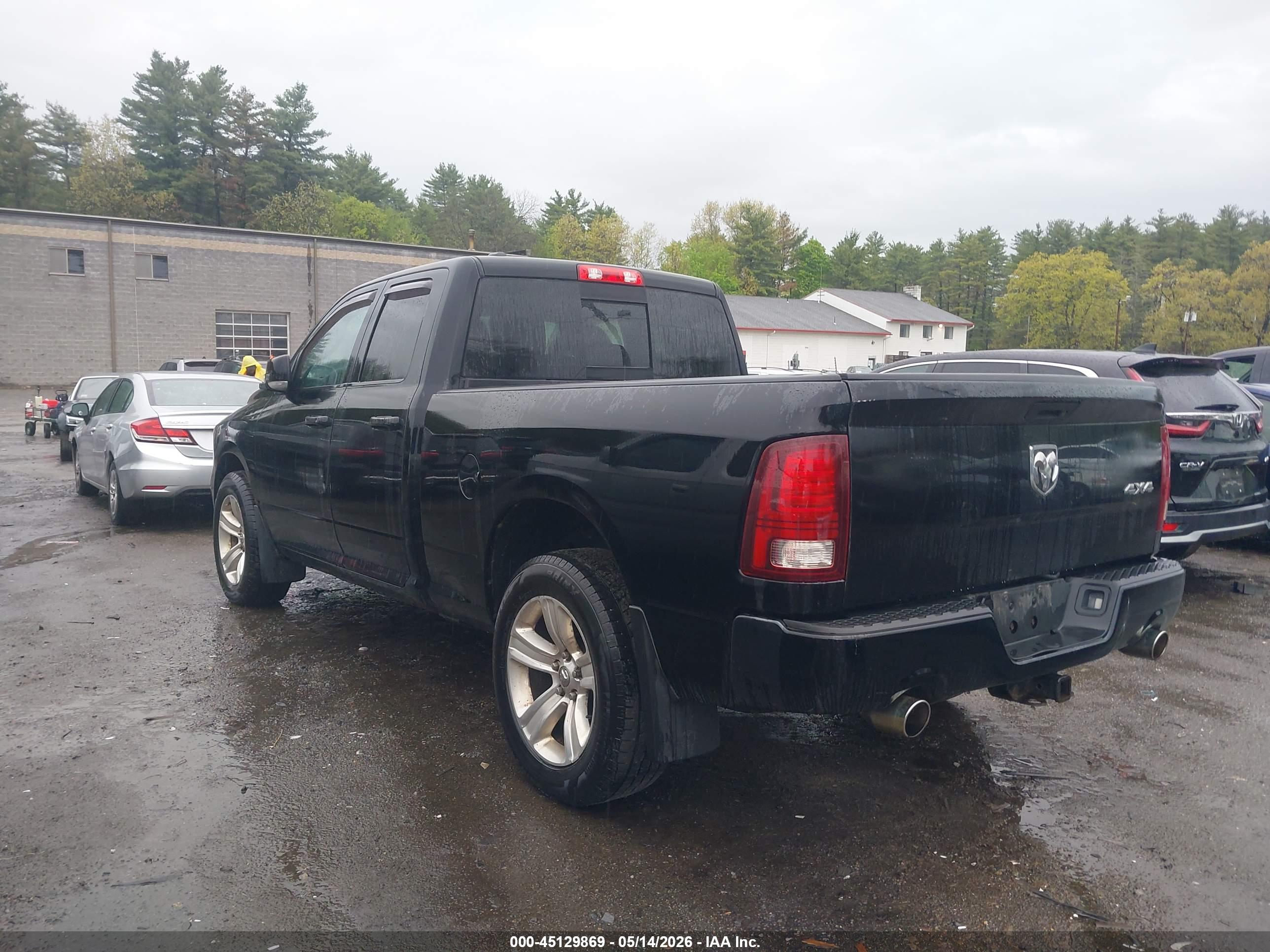 2013 RAM 1500 — VIN 1C6RR7HT3DS636577 — photo 3