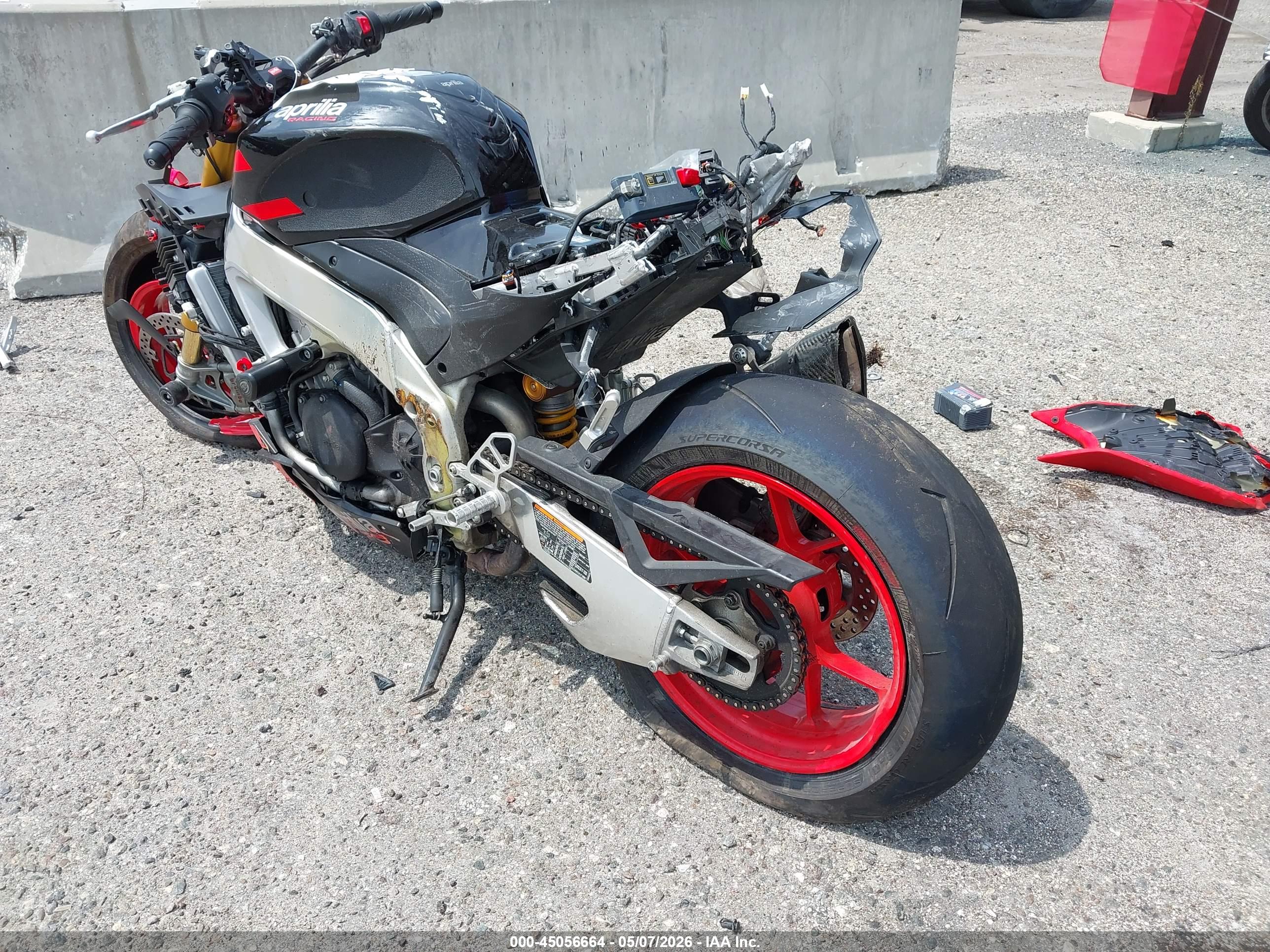 2021 APRILIA tuono — VIN ZD4KZUB05MS000089 — photo 3