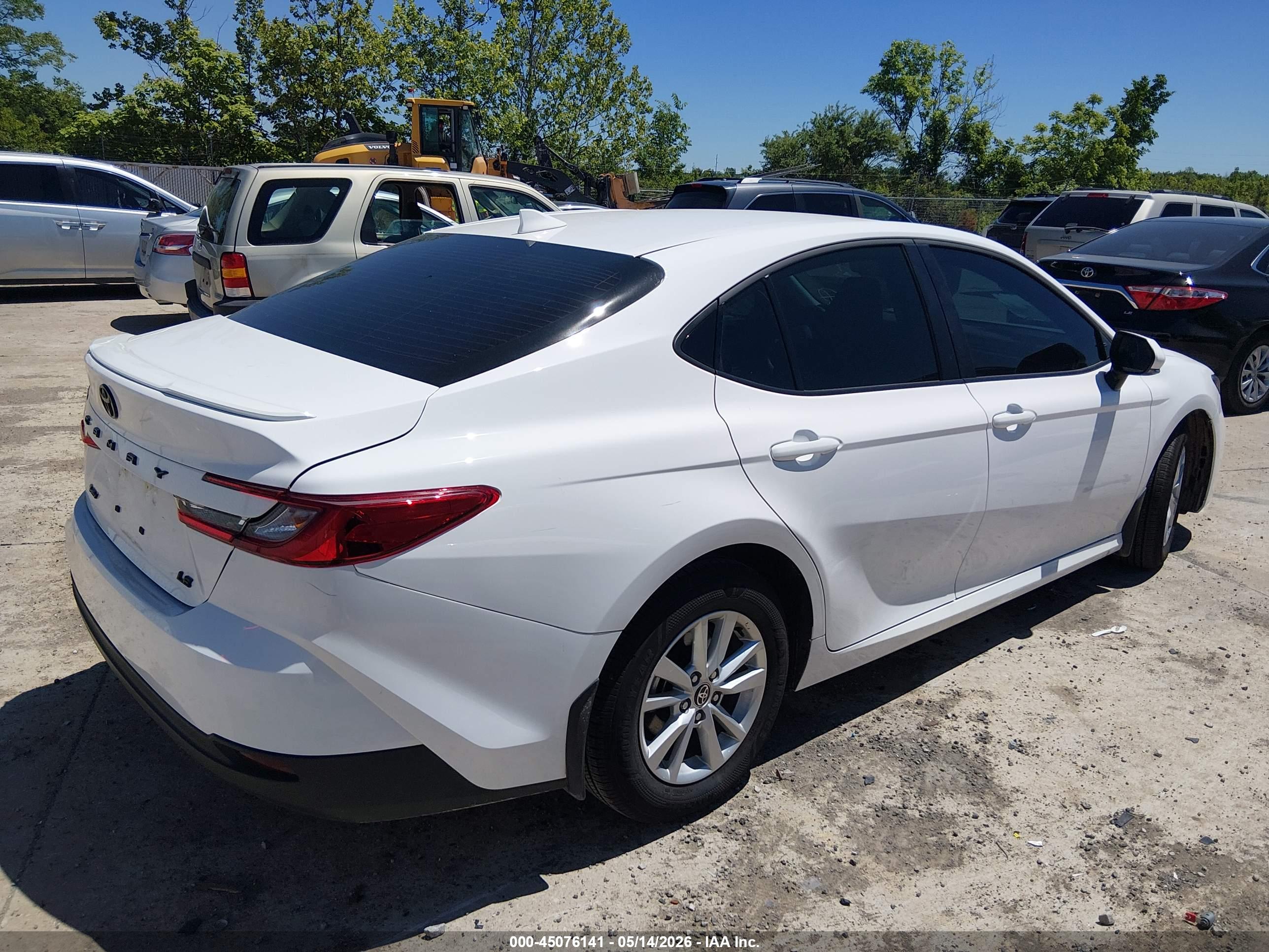 2026 TOYOTA Camry — VIN 4T1DAACK9TU684069 — photo 4