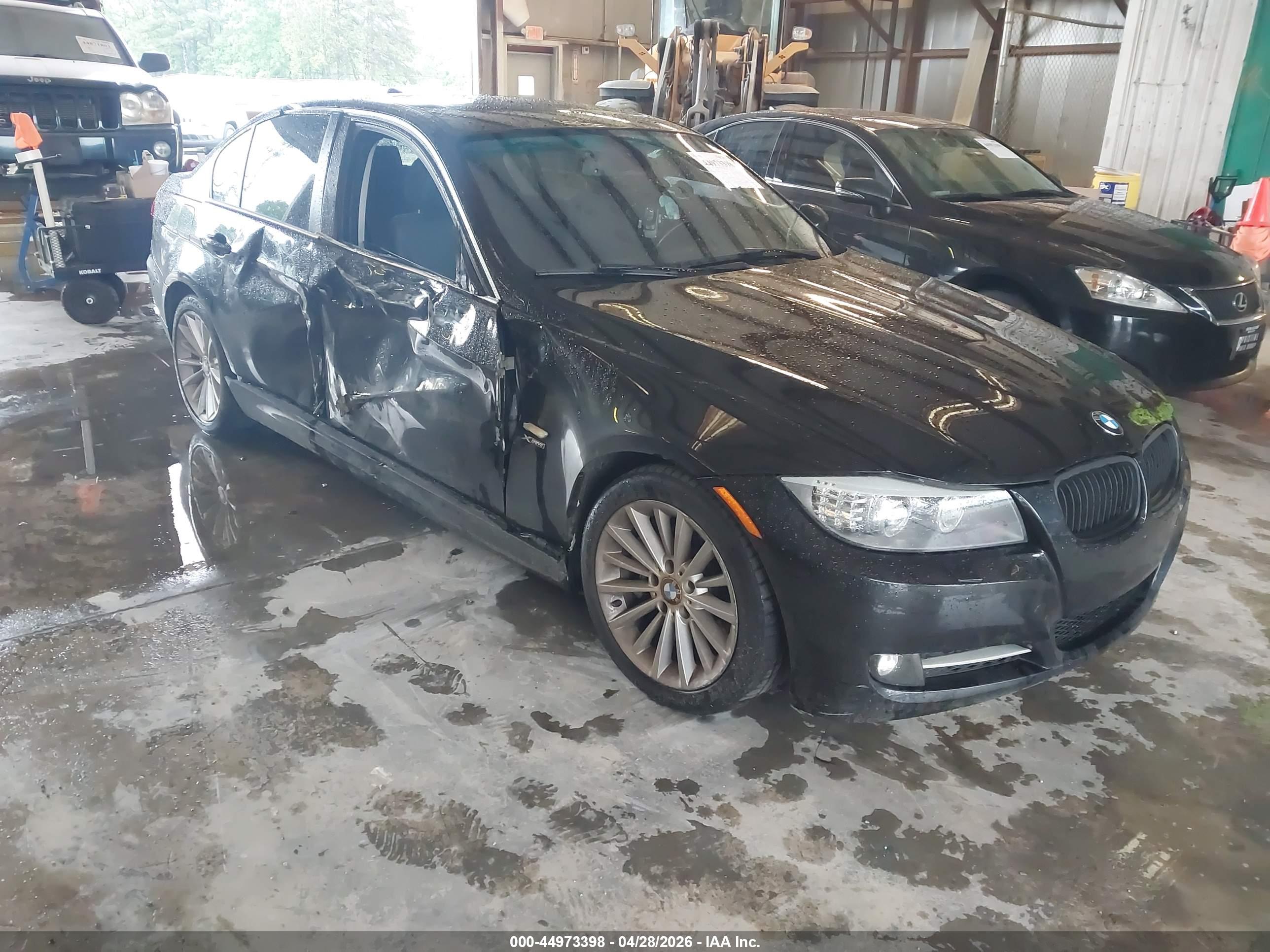 2010 BMW 3er — VIN WBAPL3C54AA407455 — photo 1 of 11