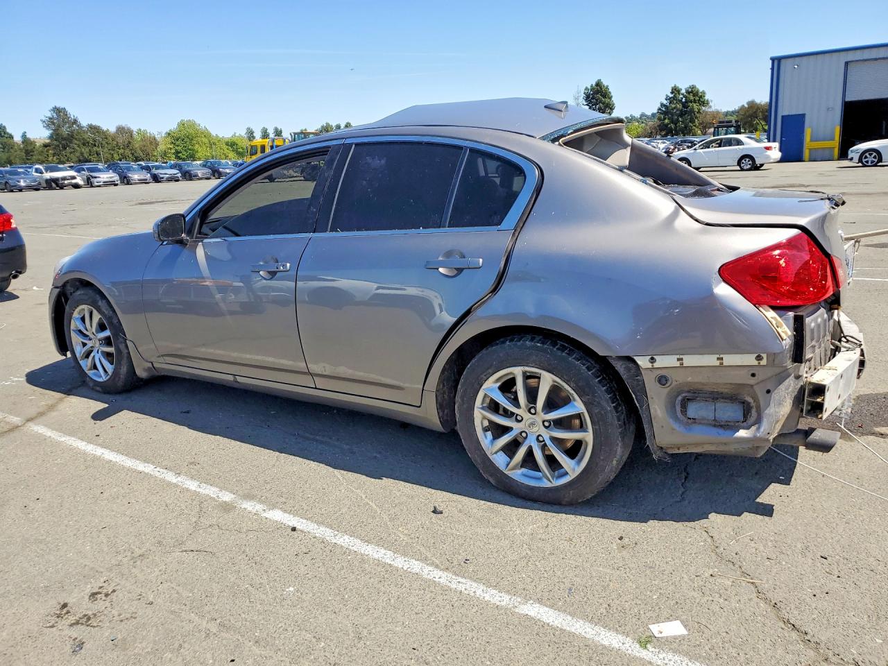 2008 INFINITI G — VIN JNKBV61F88M277725 — photo 2